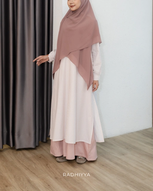 Kaia Abayunik - Frenchpink Stripes
