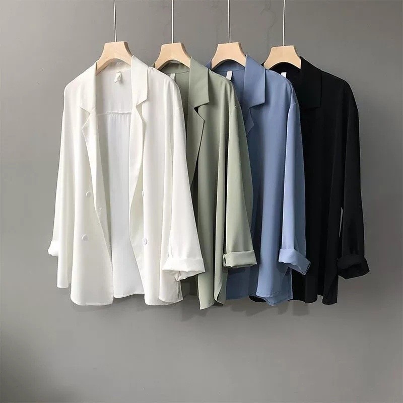 LYR317 | SELYRA Korean Lightweight Blazer Wanita – Minimal Office Outer