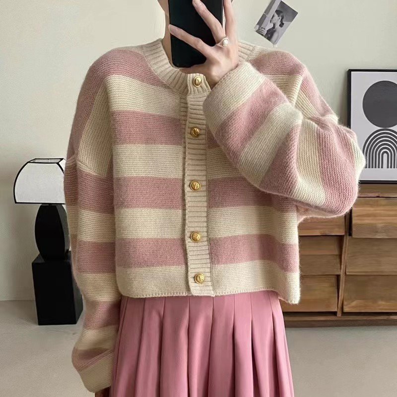 LYR345 | SELYRA Korean Stripe Knit Cardigan Wanita – Soft Vintage Look