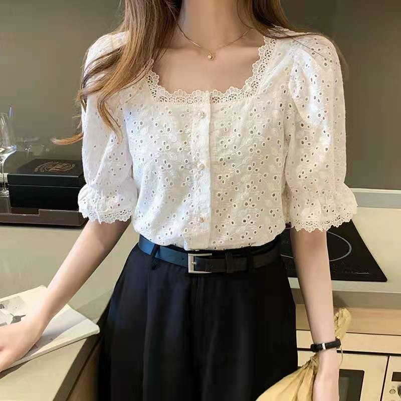 LYR301 | SELYRA Korean Eyelet Blouse Wanita – Blouse Putih Feminine Daily Wear