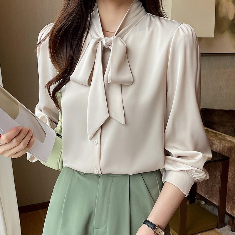LYR310 | SELYRA Korean Ribbon Blouse Wanita – Elegant Tie Neck Long Sleeve Top