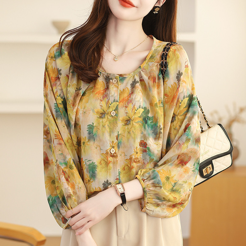 LYR309 | SELYRA Korean Floral Blouse Wanita – Soft Chiffon Long Sleeve Top