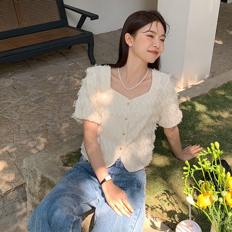 LYR302 | SELYRA Korean Textured Blouse Wanita – Blouse Putih Feminine Daily Wear