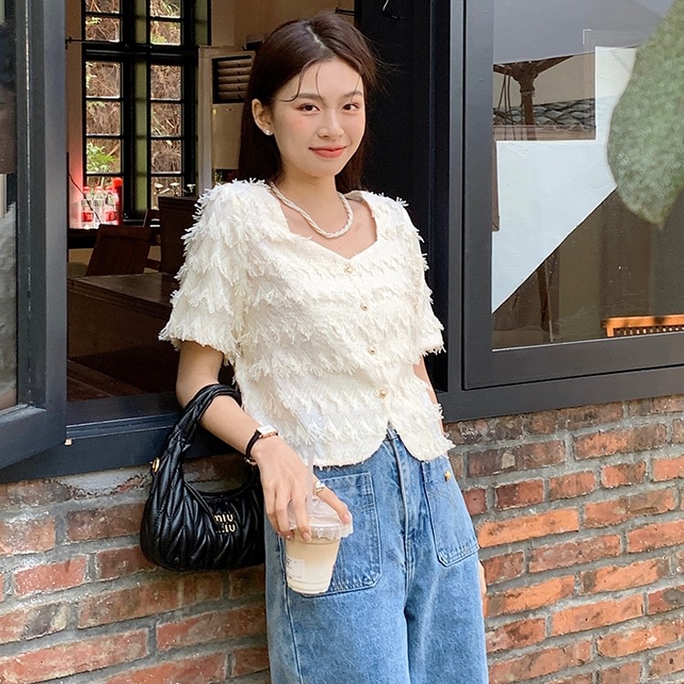 LYR302 | SELYRA Korean Textured Blouse Wanita – Blouse Putih Feminine Daily Wear