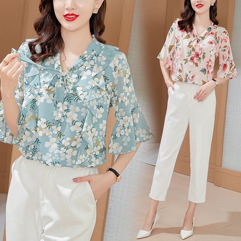 LYR318 | SELYRA Korean Floral Tie Neck Blouse Wanita – Feminine Chiffon Top