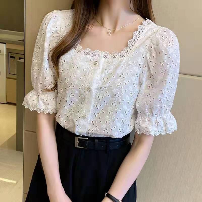 LYR301 | SELYRA Korean Eyelet Blouse Wanita – Blouse Putih Feminine Daily Wear