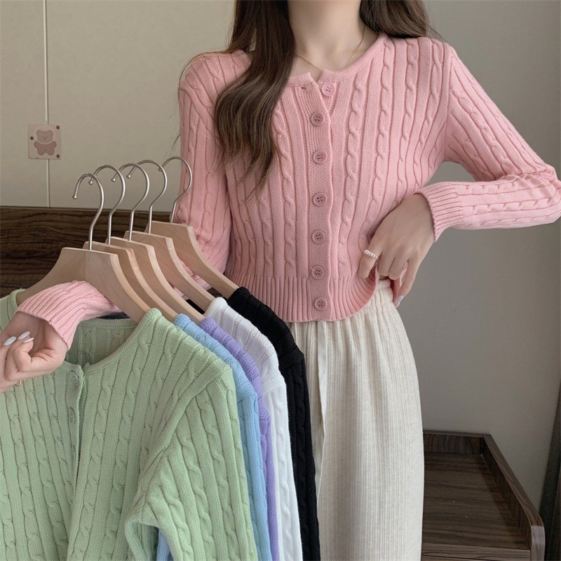 LYR343 | SELYRA Korean Slim Fit Cable Cardigan Wanita – Rajut Feminine Daily
