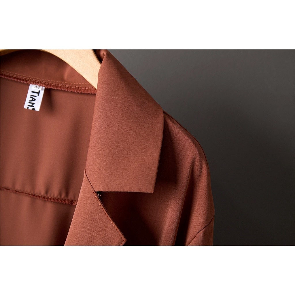 LYR317 | SELYRA Korean Lightweight Blazer Wanita – Minimal Office Outer