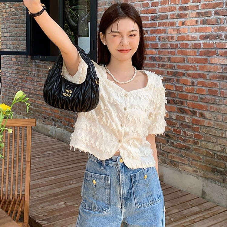 LYR302 | SELYRA Korean Textured Blouse Wanita – Blouse Putih Feminine Daily Wear