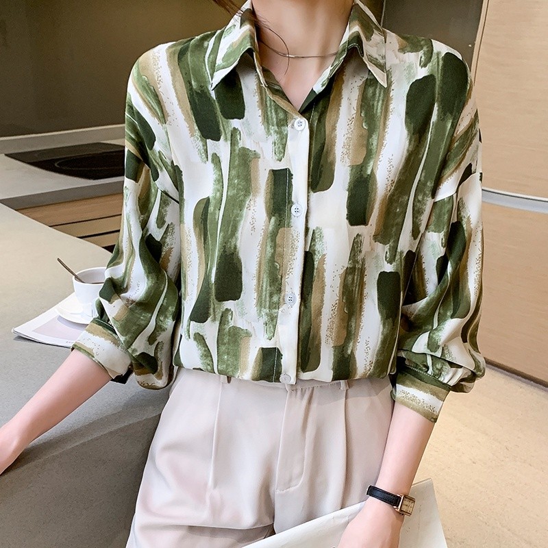 LYR312 | SELYRA Korean Abstract Stripe Blouse Wanita – Long Sleeve Office Top