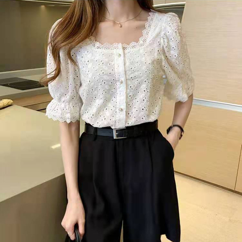 LYR301 | SELYRA Korean Eyelet Blouse Wanita – Blouse Putih Feminine Daily Wear