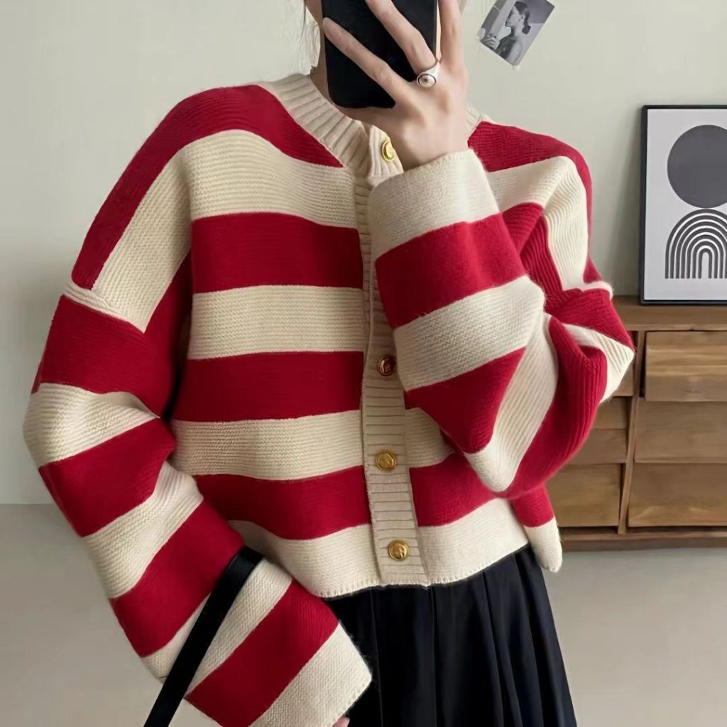 LYR345 | SELYRA Korean Stripe Knit Cardigan Wanita – Soft Vintage Look