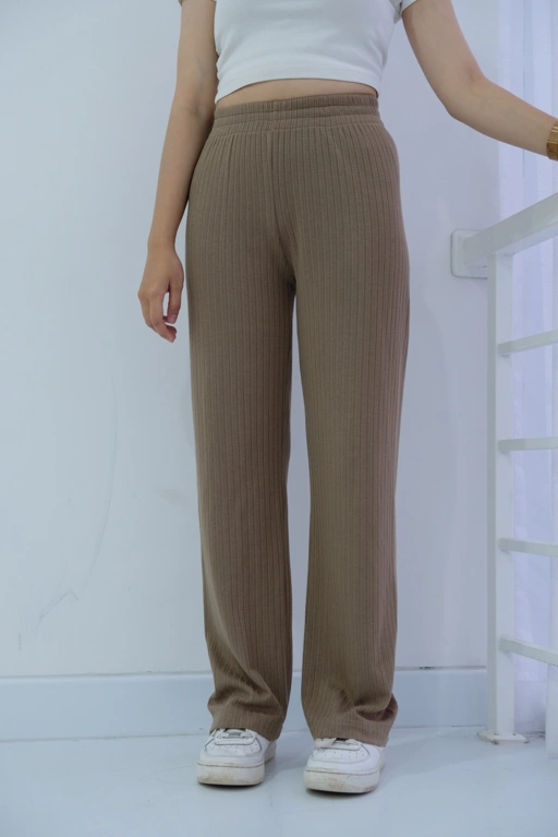 Image of Gigy Knit Stretch Pants