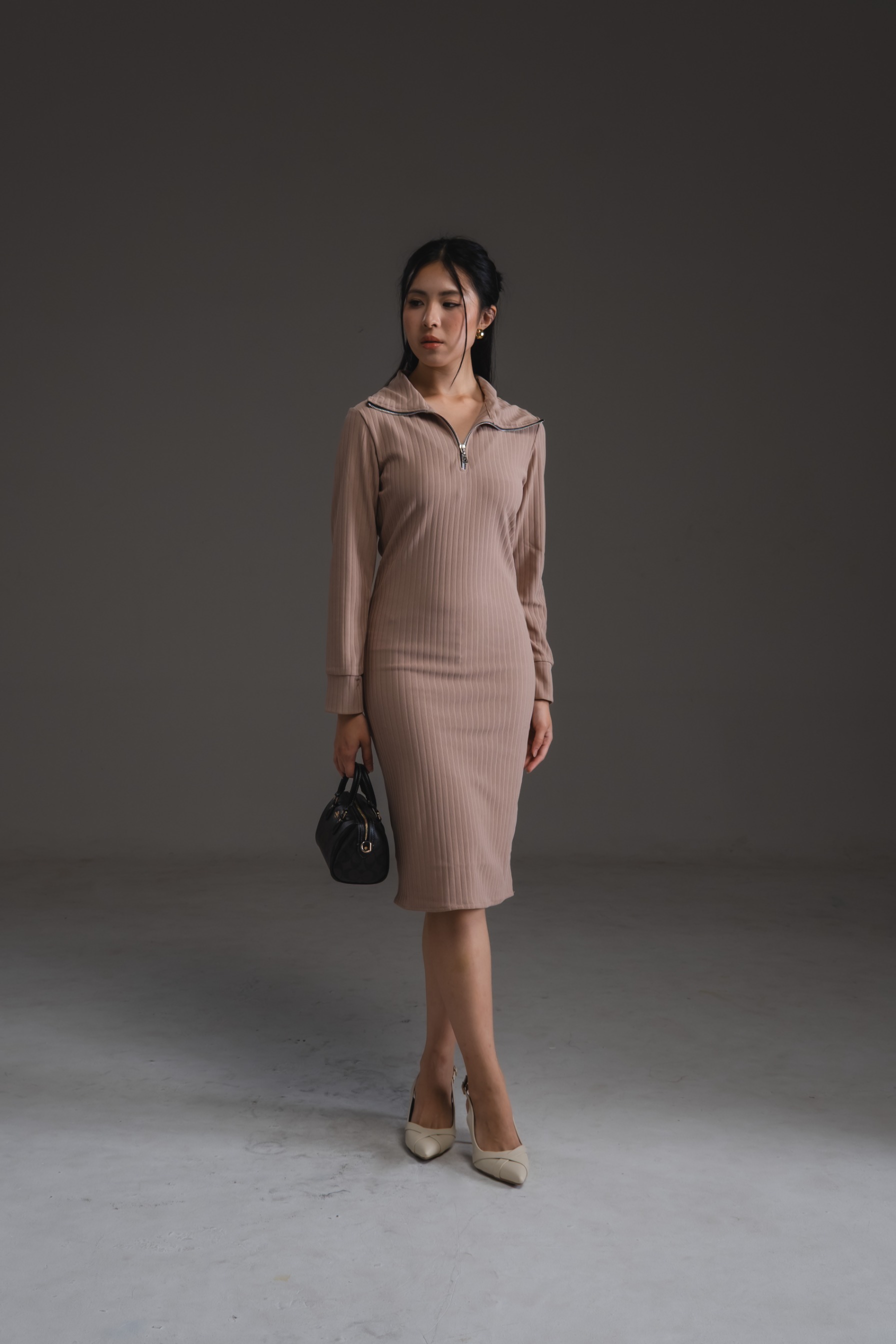 Shilhouette Dress