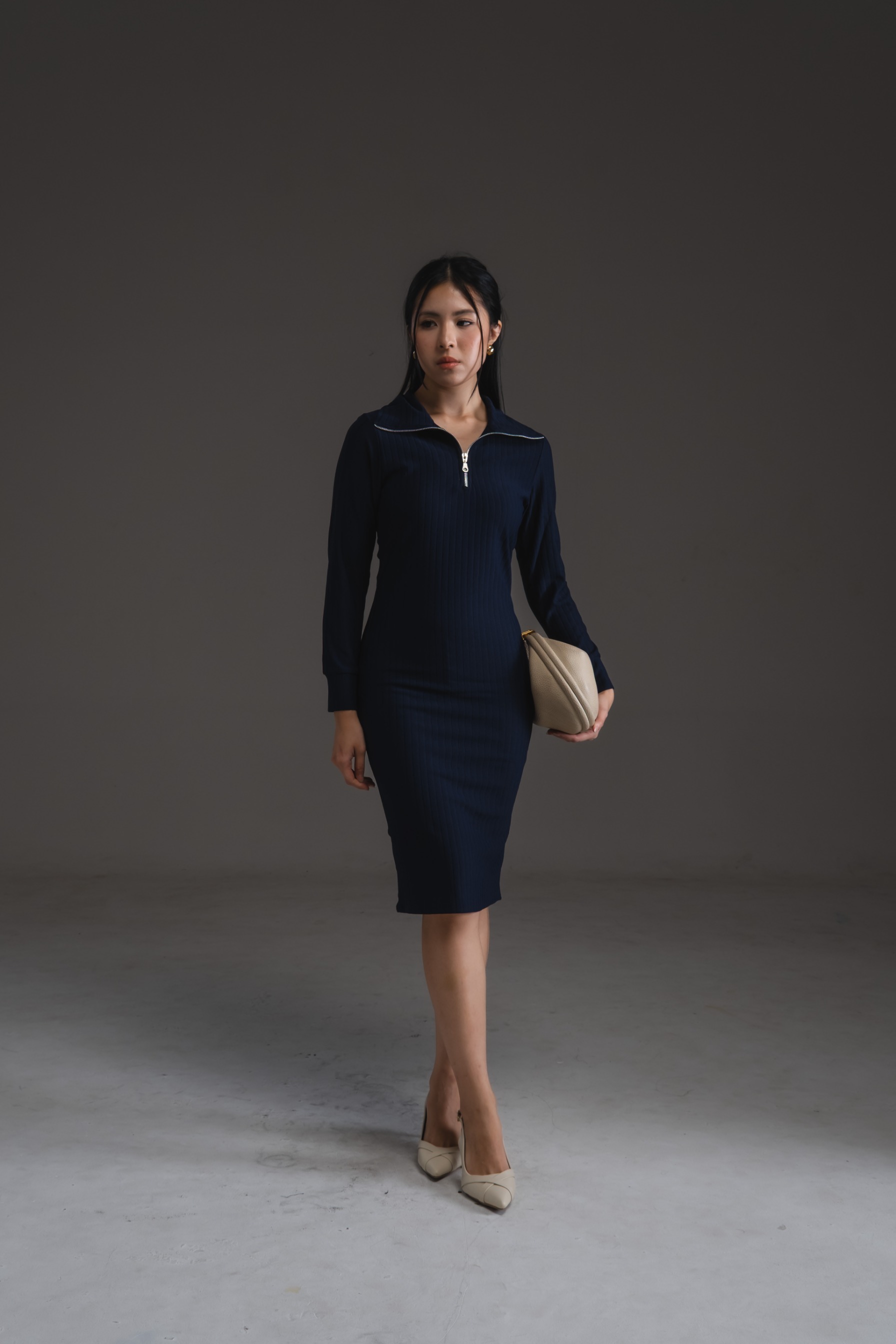 Shilhouette Dress
