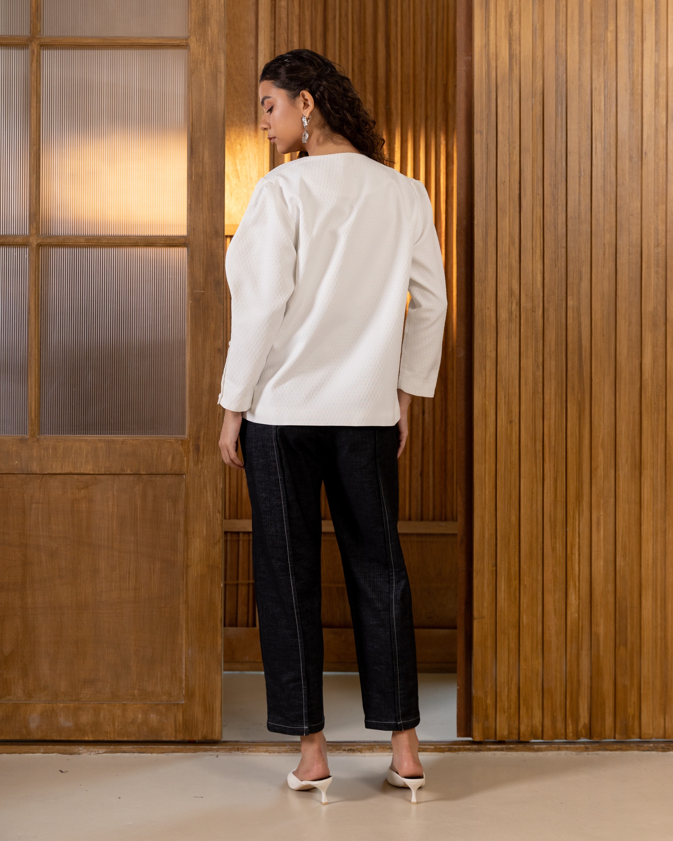 Wavy Front Textured Outer