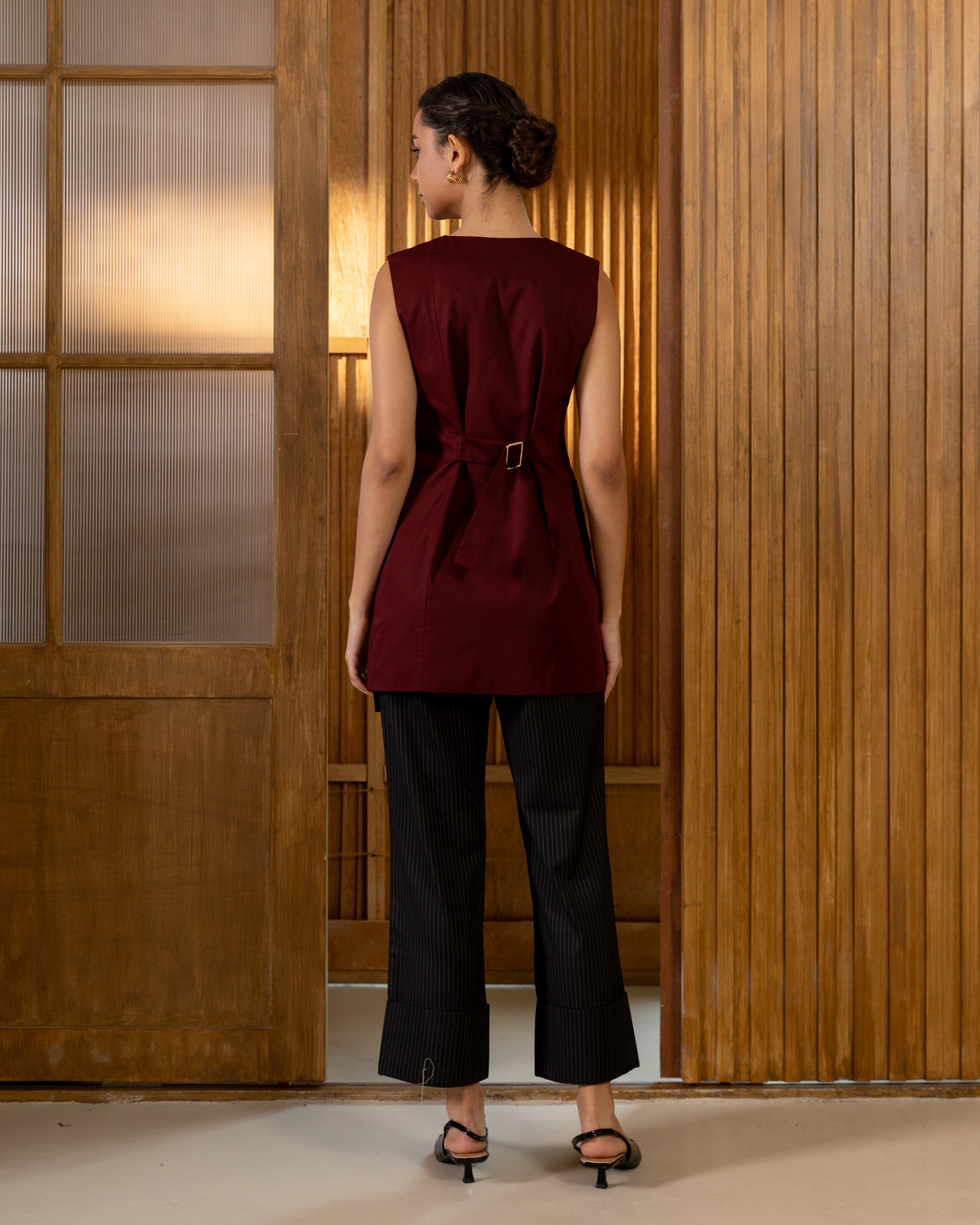 Longline Top with Adjustable Back