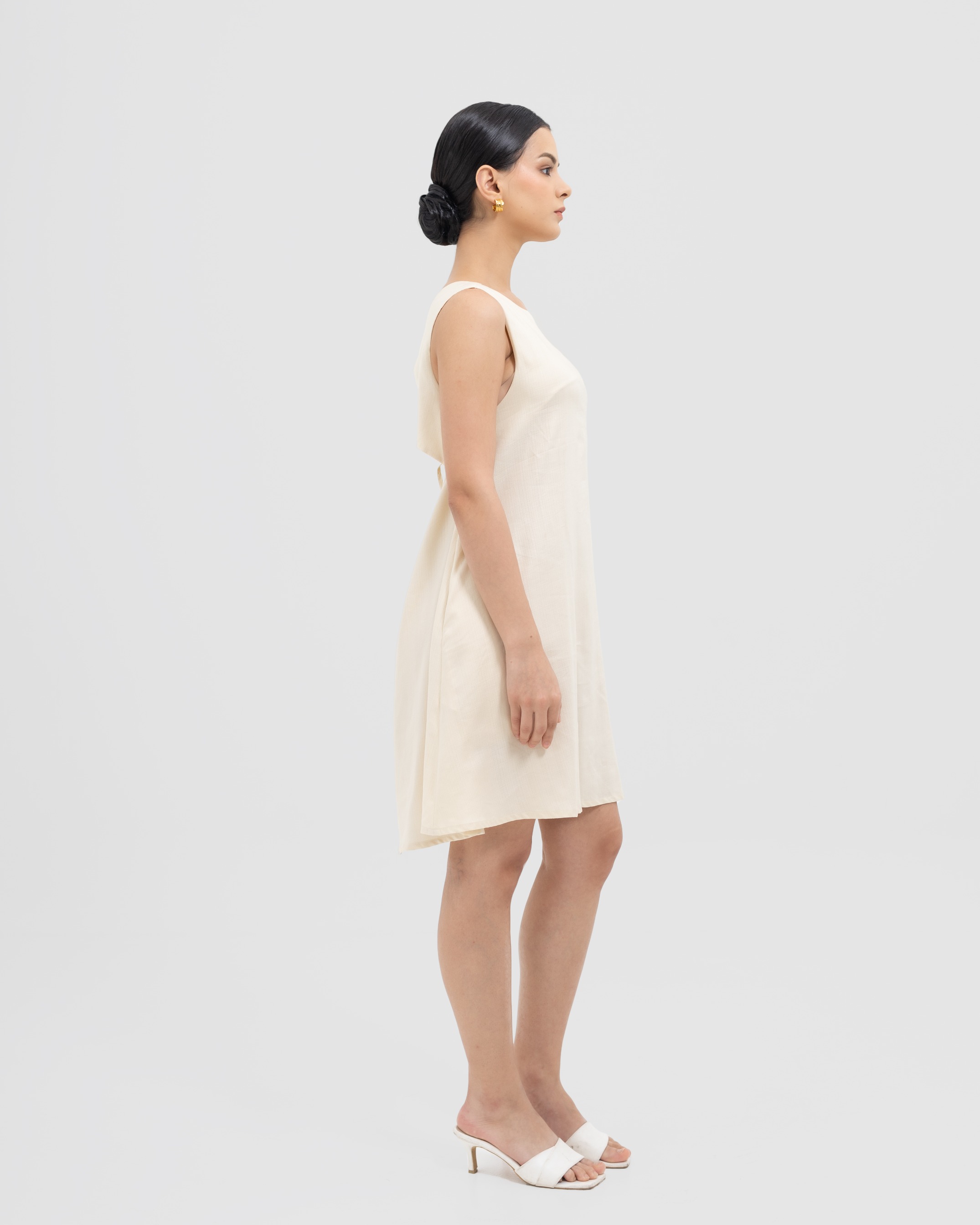 Pearl-Back Linen Dress