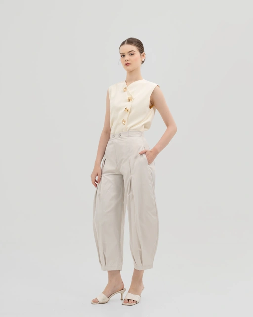 Pleated Barrel Pants