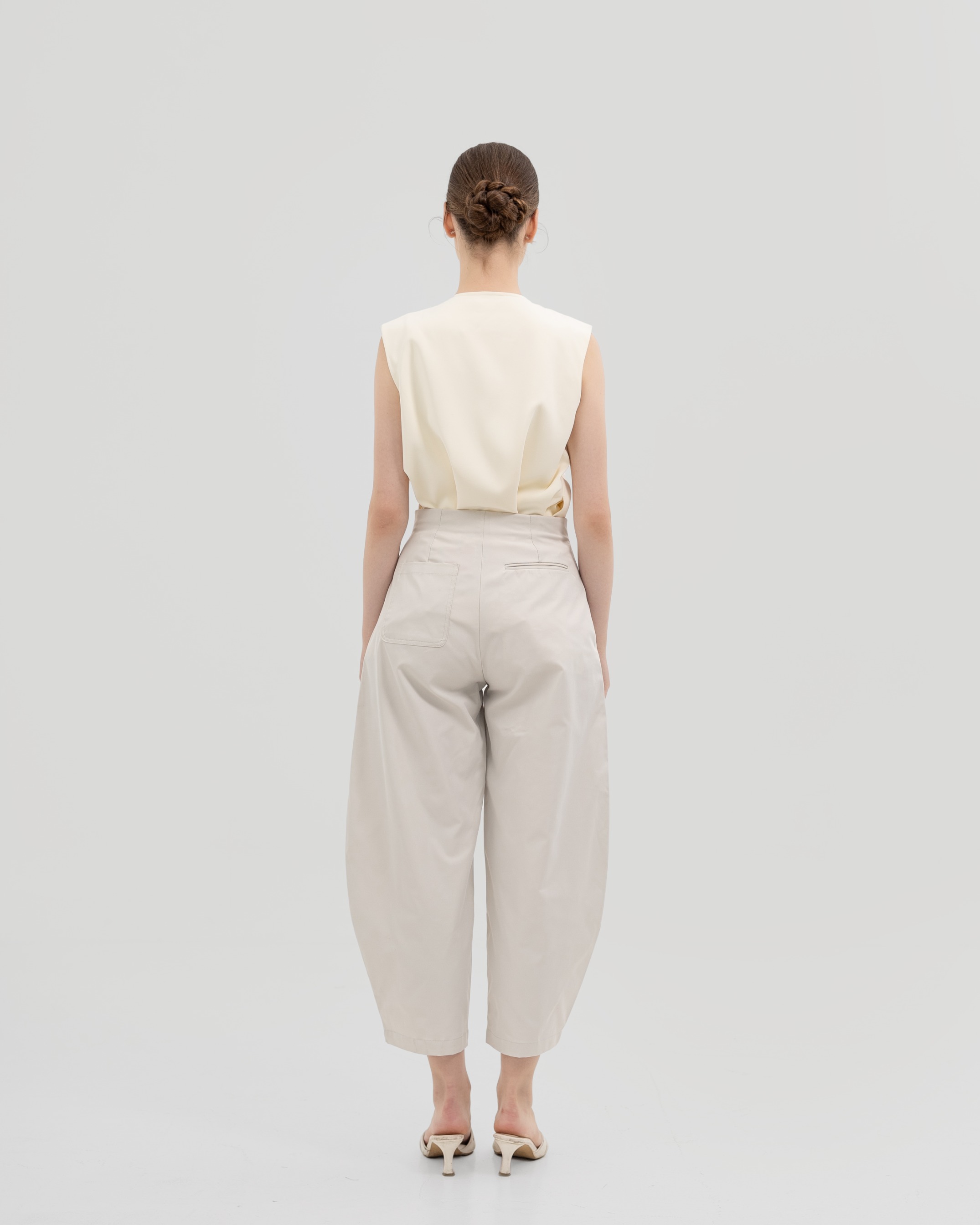 Pleated Barrel Pants