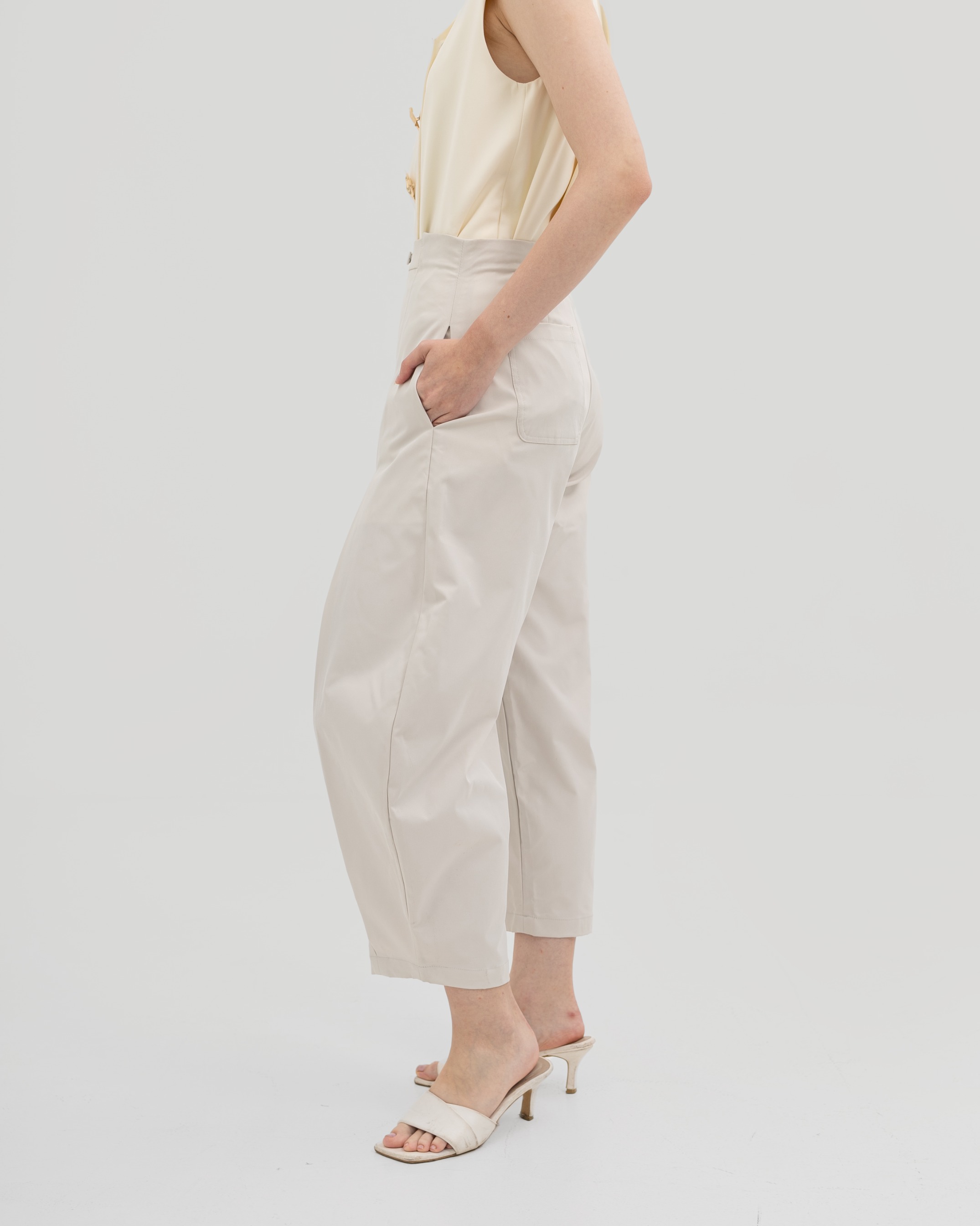 Pleated Barrel Pants