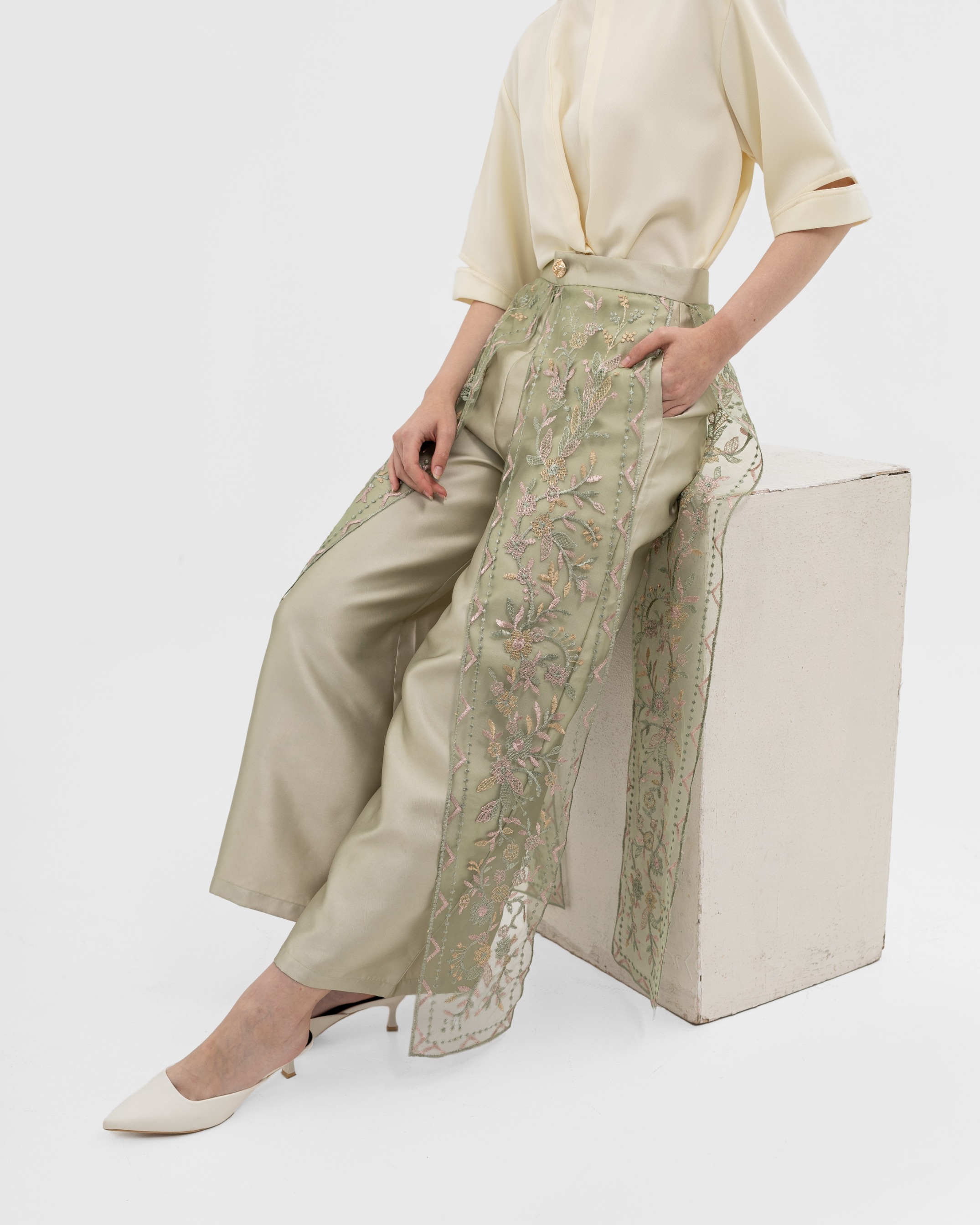 Floral Embroidered Panel Pants