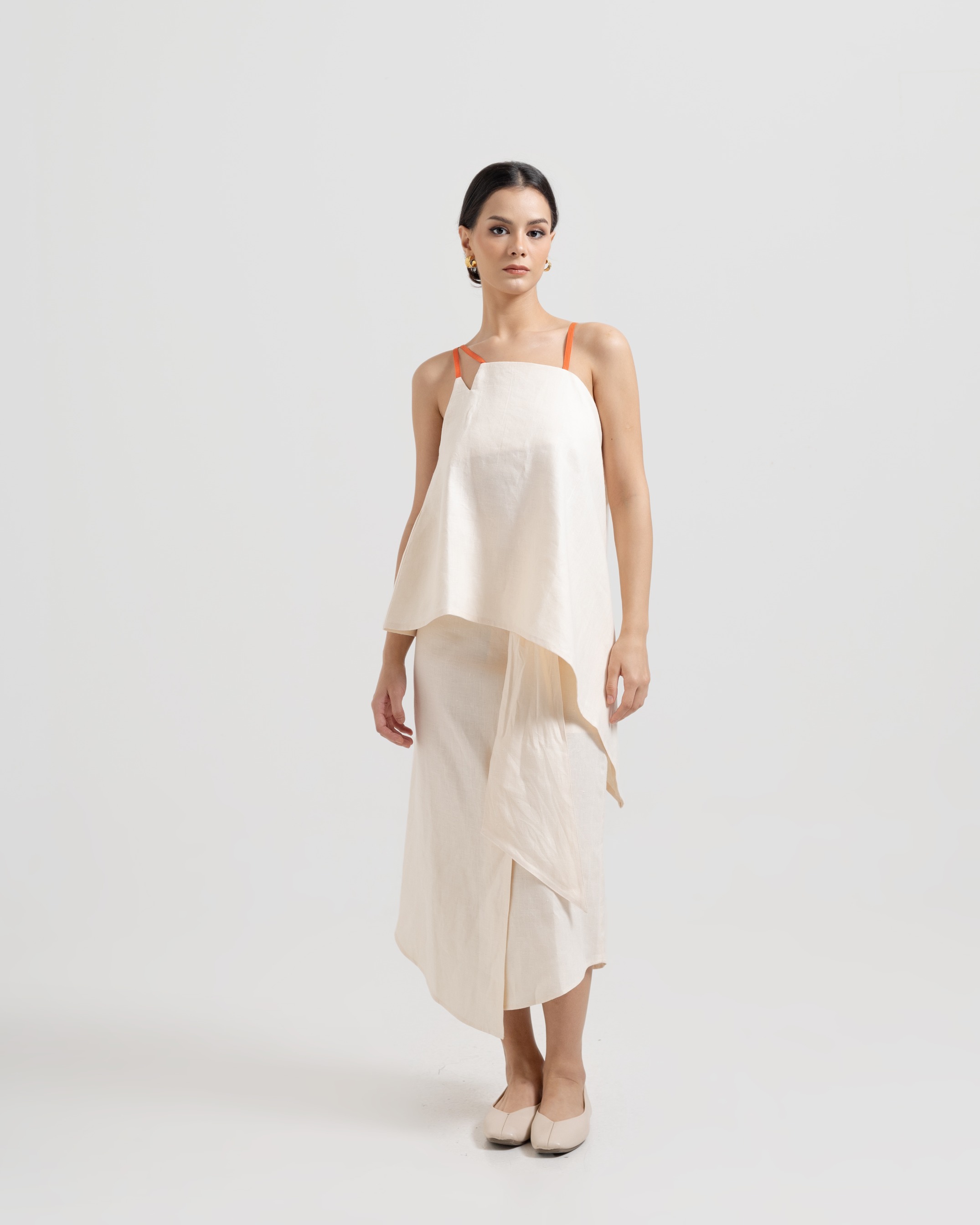 Contrast Strap Linen Top