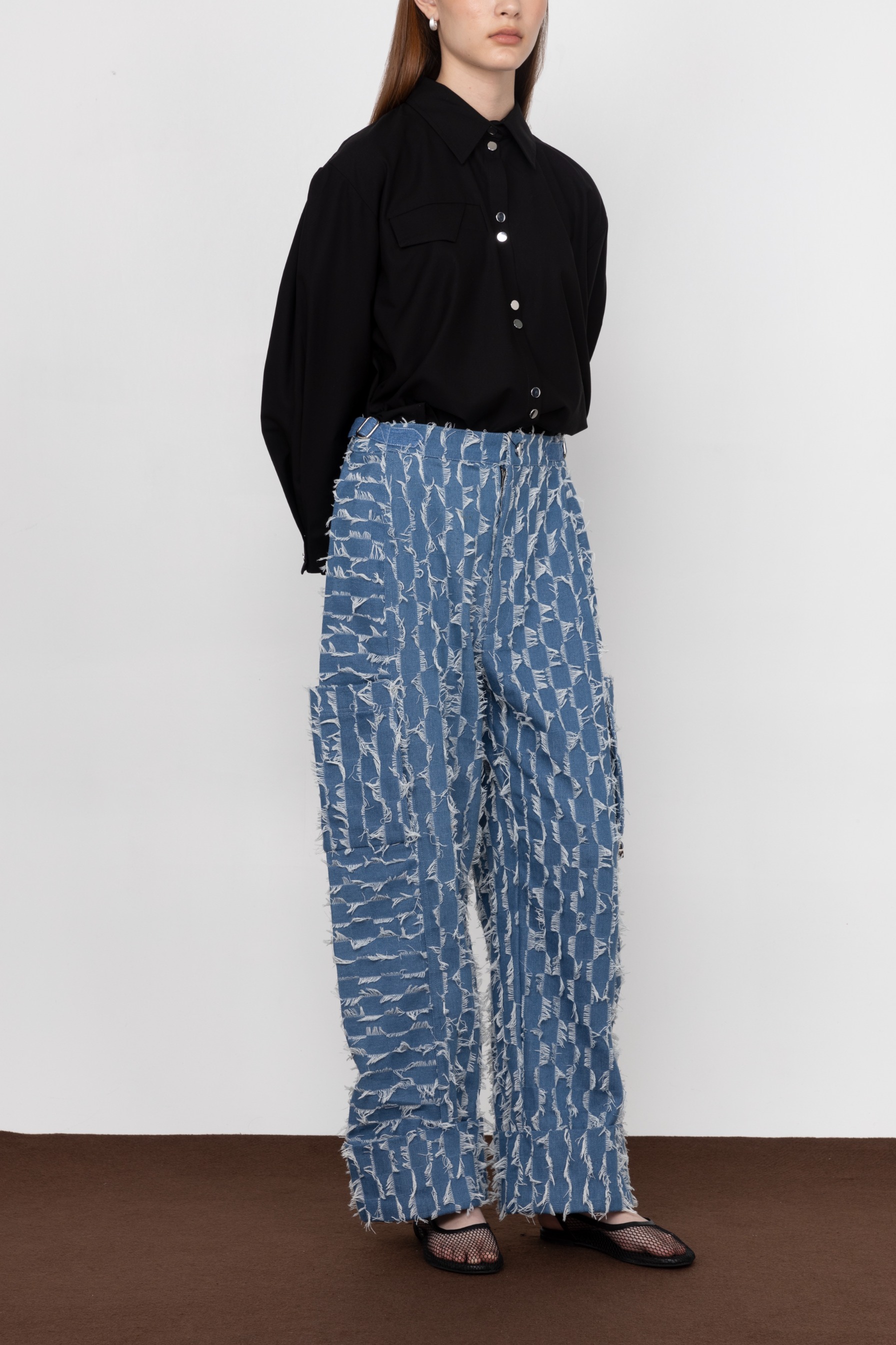 Raw Edge Jeans with Side Pockets