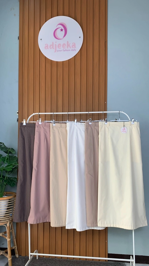 Image of Rok Span Formal By Adjeeka - Hava Skirt