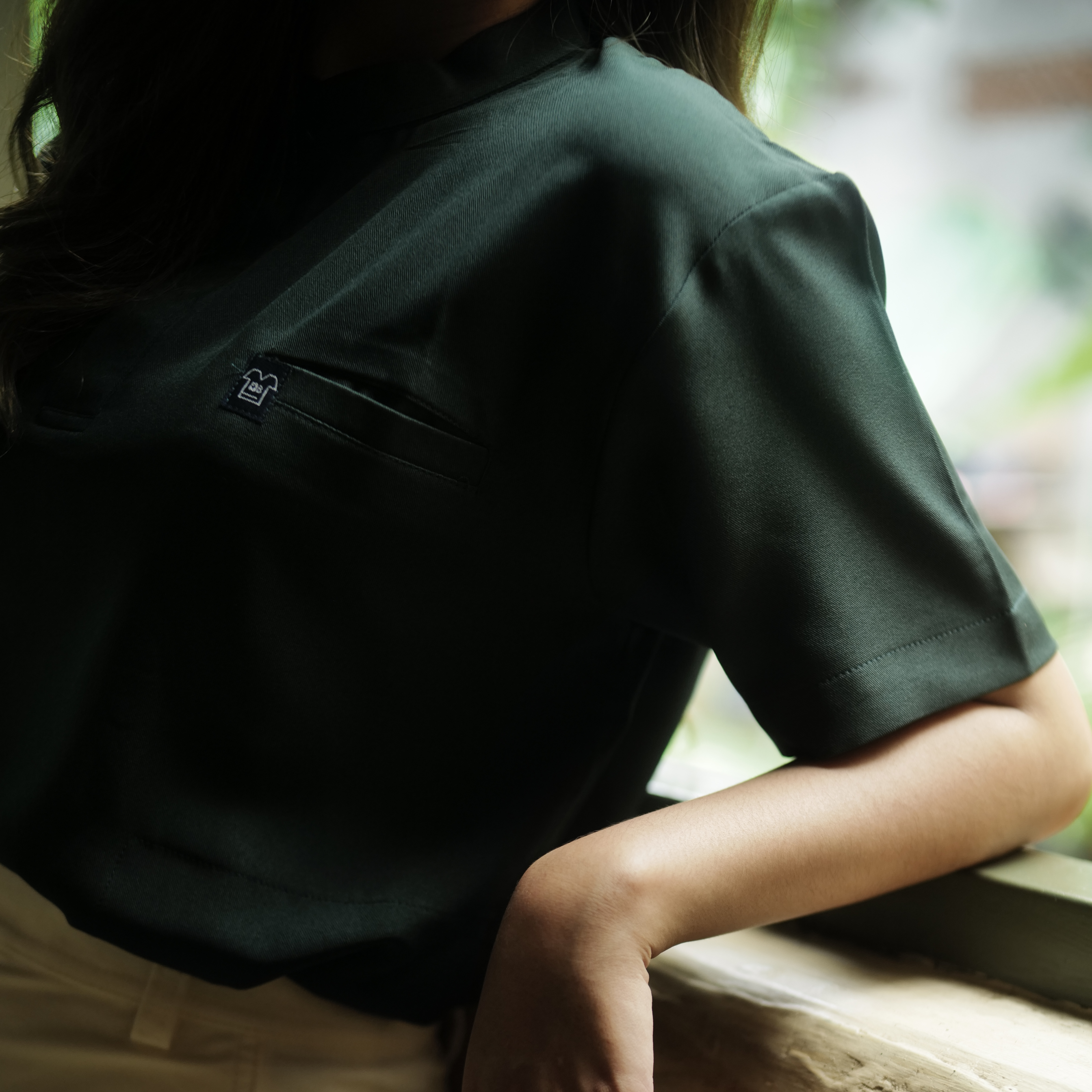 Empirical - Mandarin Short Sleeve TOP - Dark Green