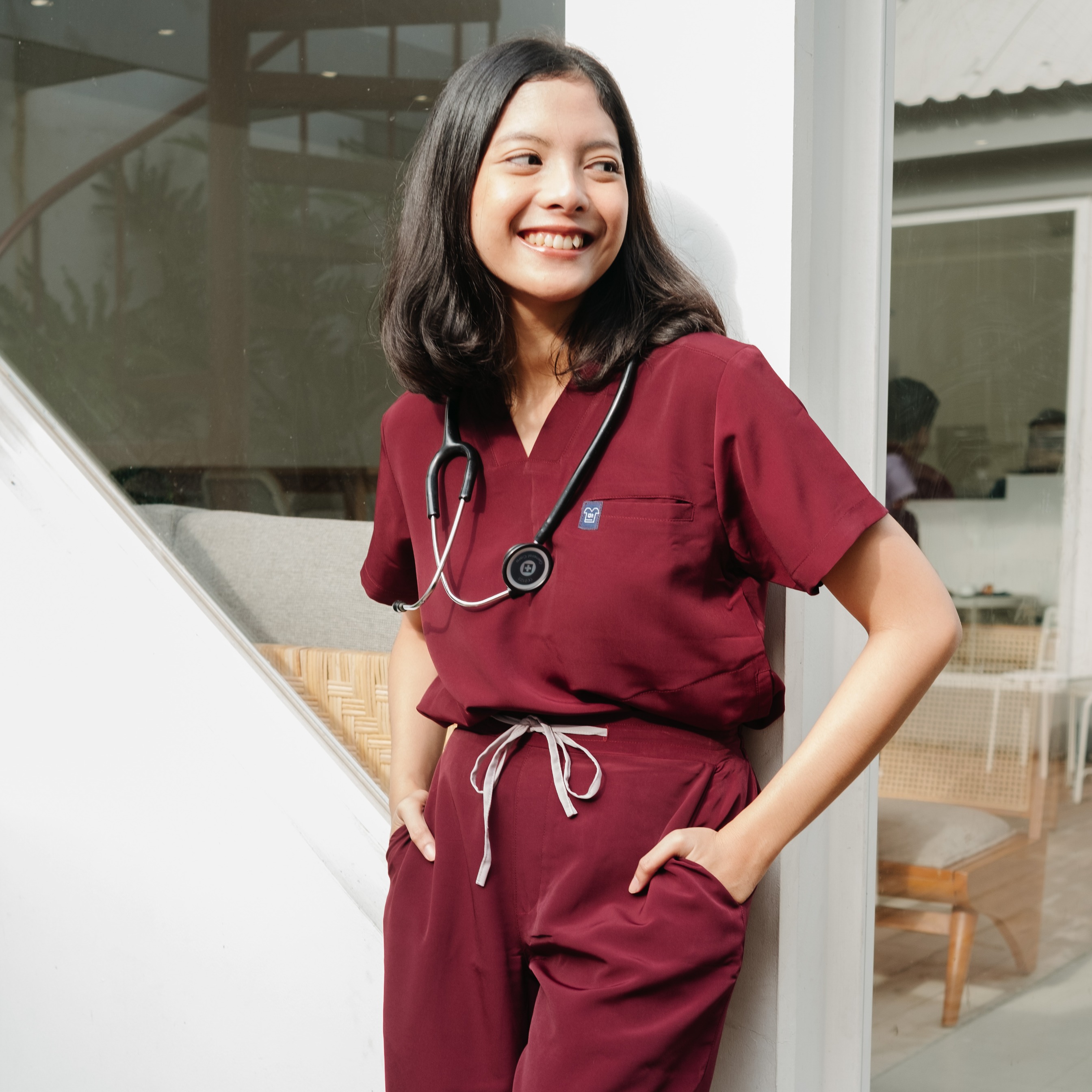 First Line - V neck Short Sleeve Set (Regular Pants) - Maroon