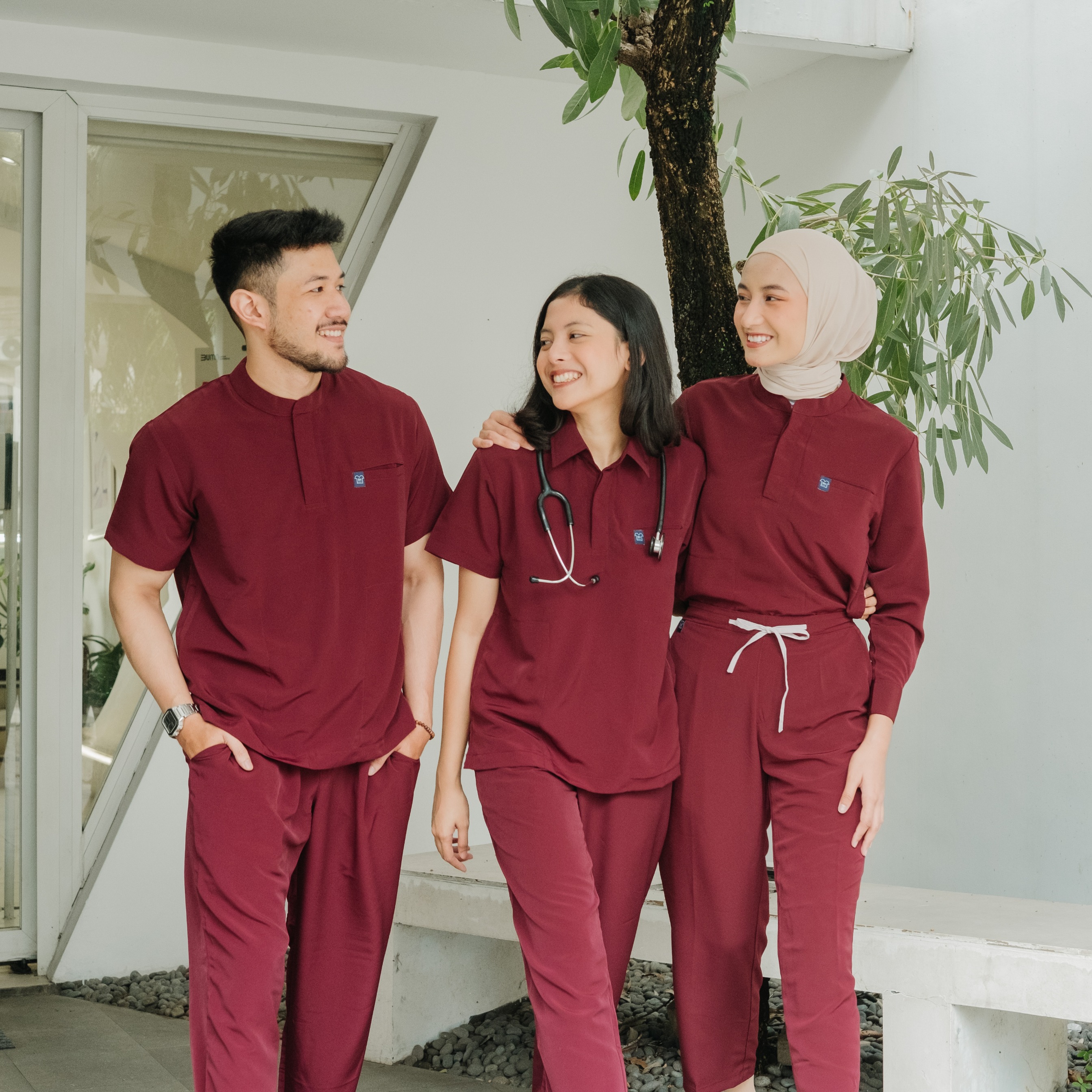 First Line - V neck Short Sleeve Set (Regular Pants) - Maroon