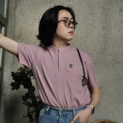 Image of Empirical - Mandarin Short Sleeve TOP - Lilac