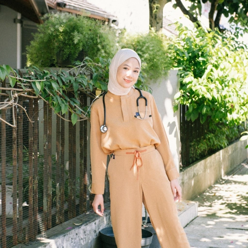 Image of First Line - Mandarin Long Sleeve Set (Reguler Pants) - Pale Gold