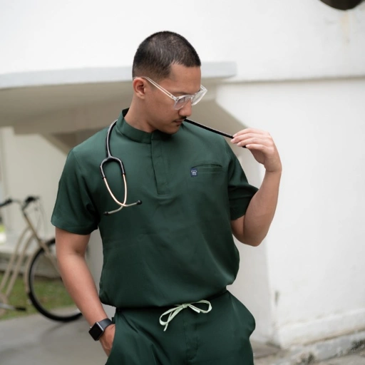 Image of Empirical - Mandarin Short Sleeve Set (Regular Pants) - Dark Green