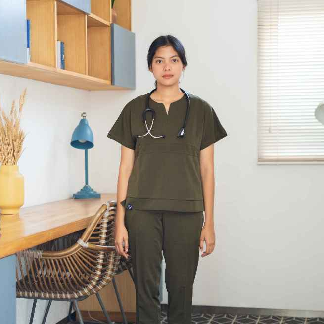 Cardinal - Slit Short Sleeve Set (Slim Fit Pants) - Olive