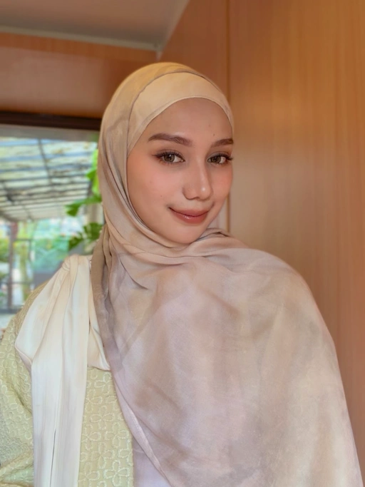 Image of Terra Series Milky Cream Pashmina Printed Modals