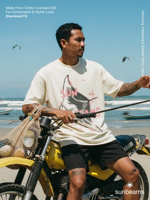 Image of Unisex Oversized T-shirt 20S, Broken White, manta