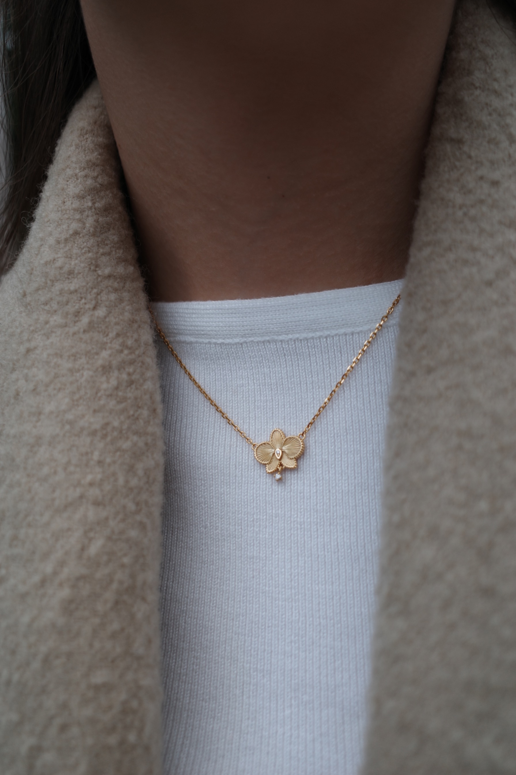 Gold 'Orchidea' Textured Necklace 