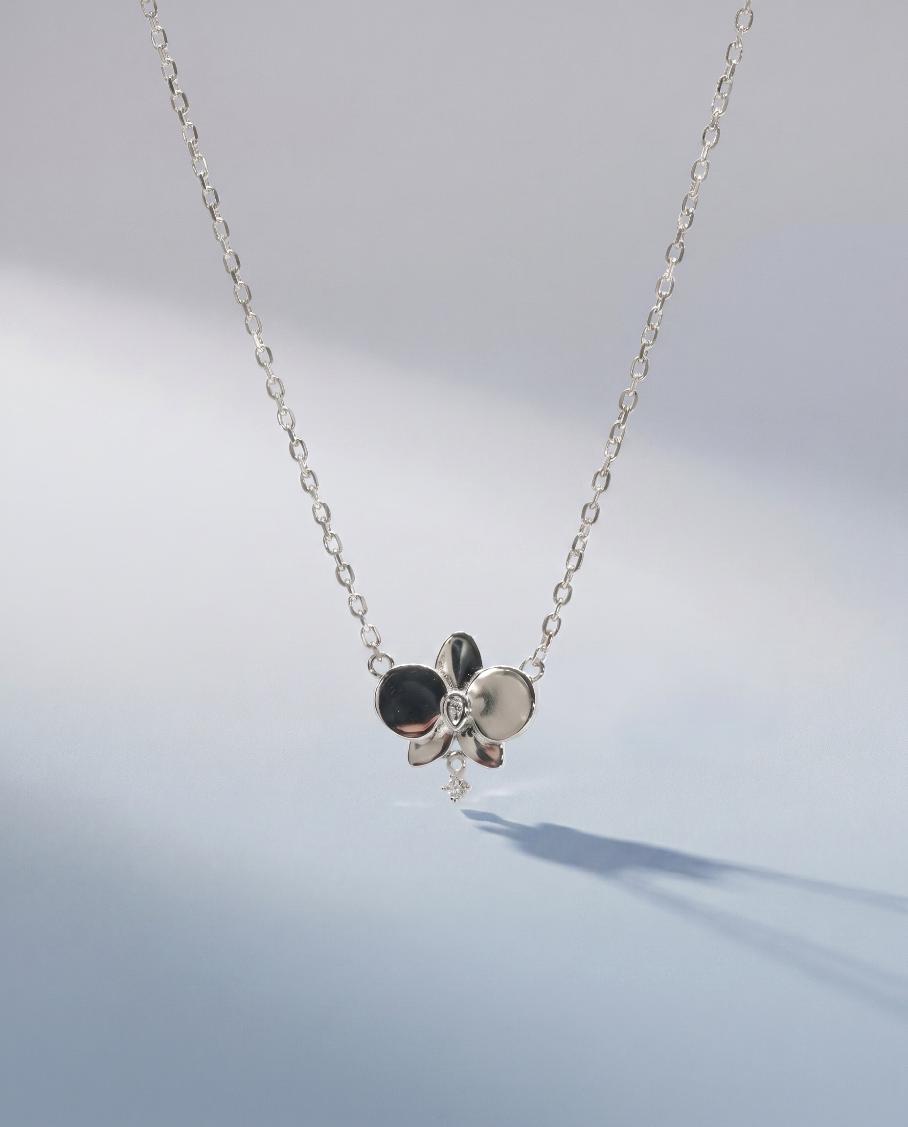 Silver 'Orchidea' Polished Necklace