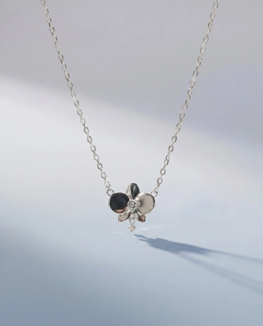 Image of Silver 'Orchidea' Polished Necklace