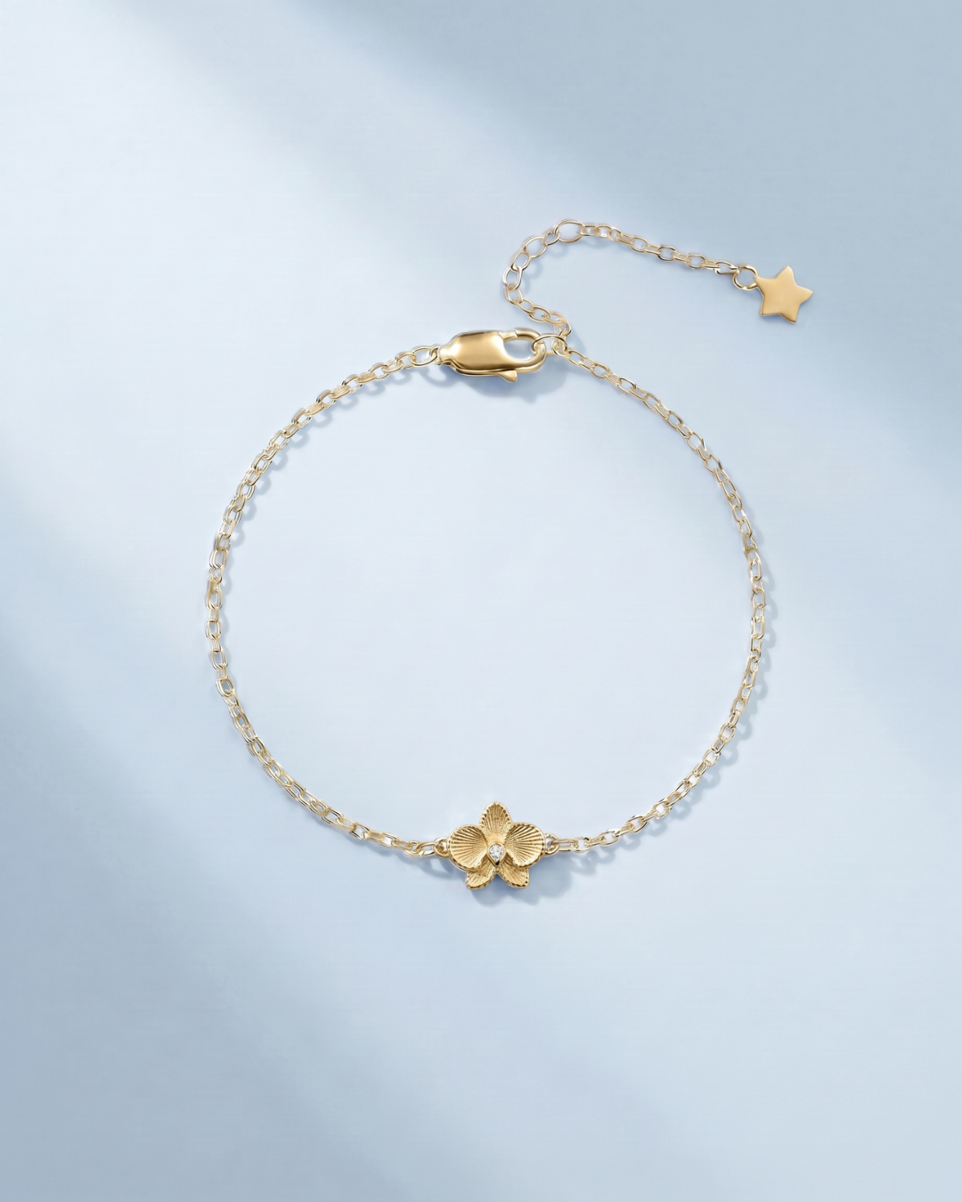 Gold Orchidea Textured Bracelet