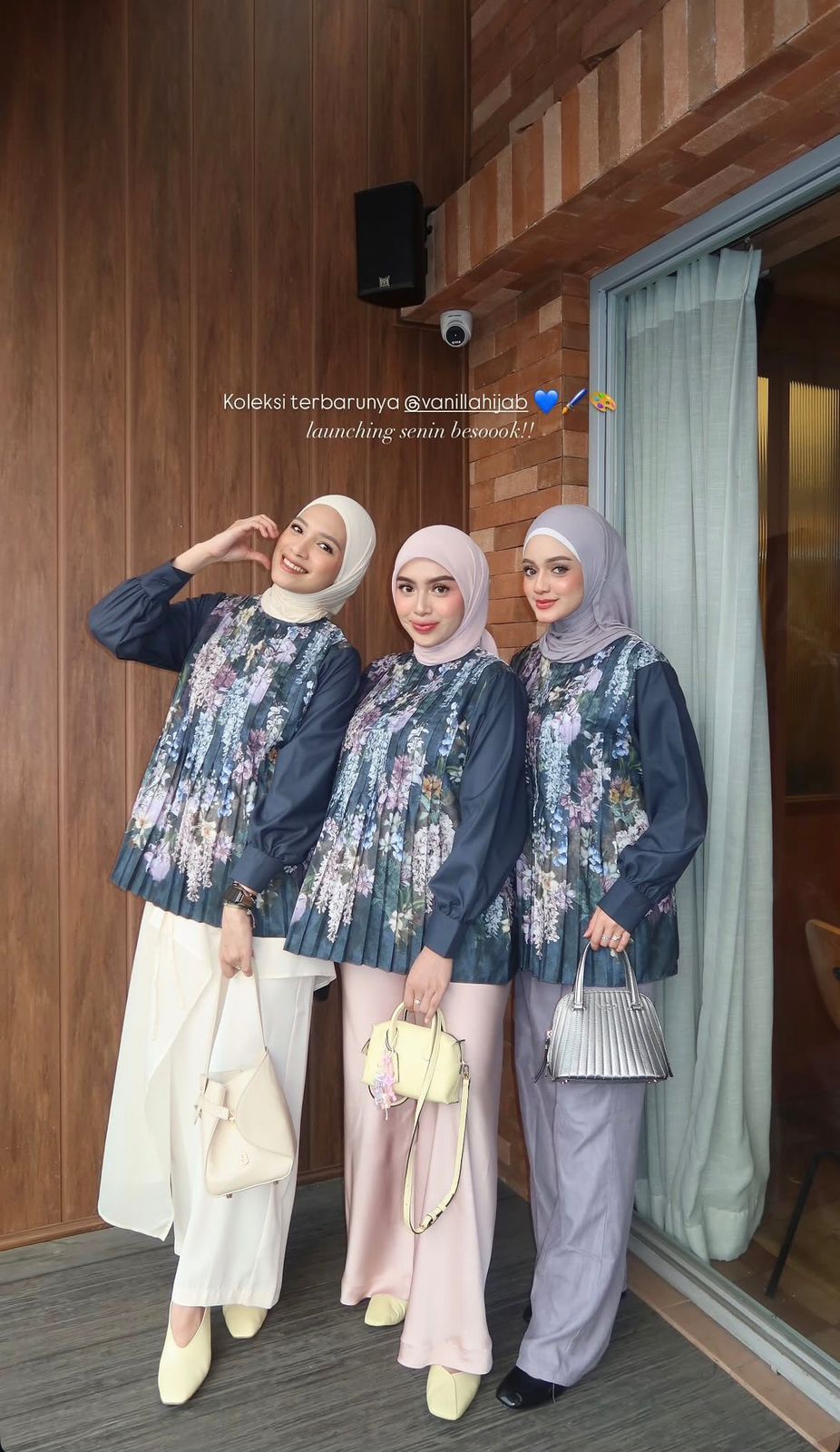 Pleats Blouse