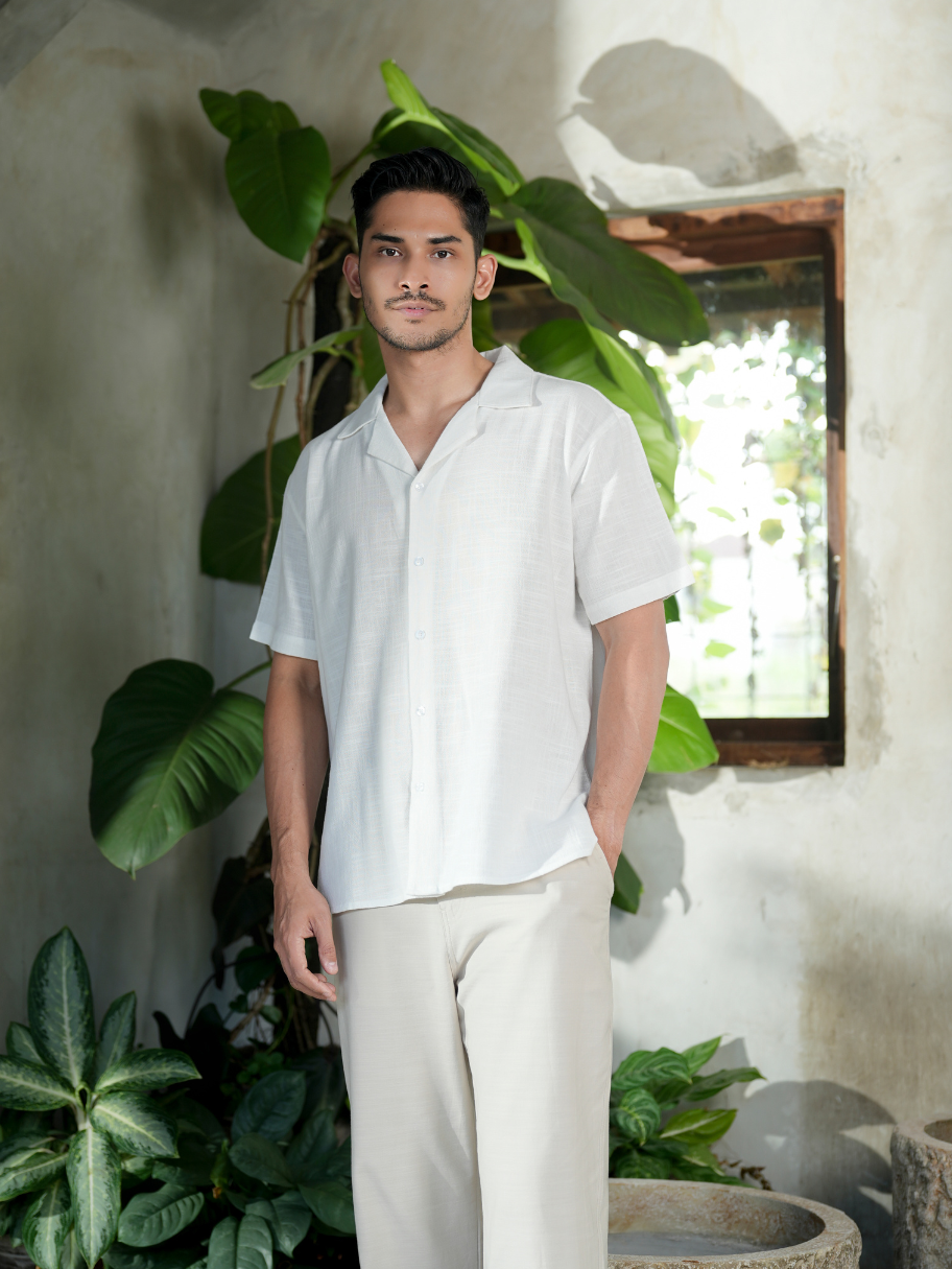 Tweltree Agire Linen Cuban Shirt White – Kemeja Santai Adem Premium Cuban Collar Lengan Pendek Putih