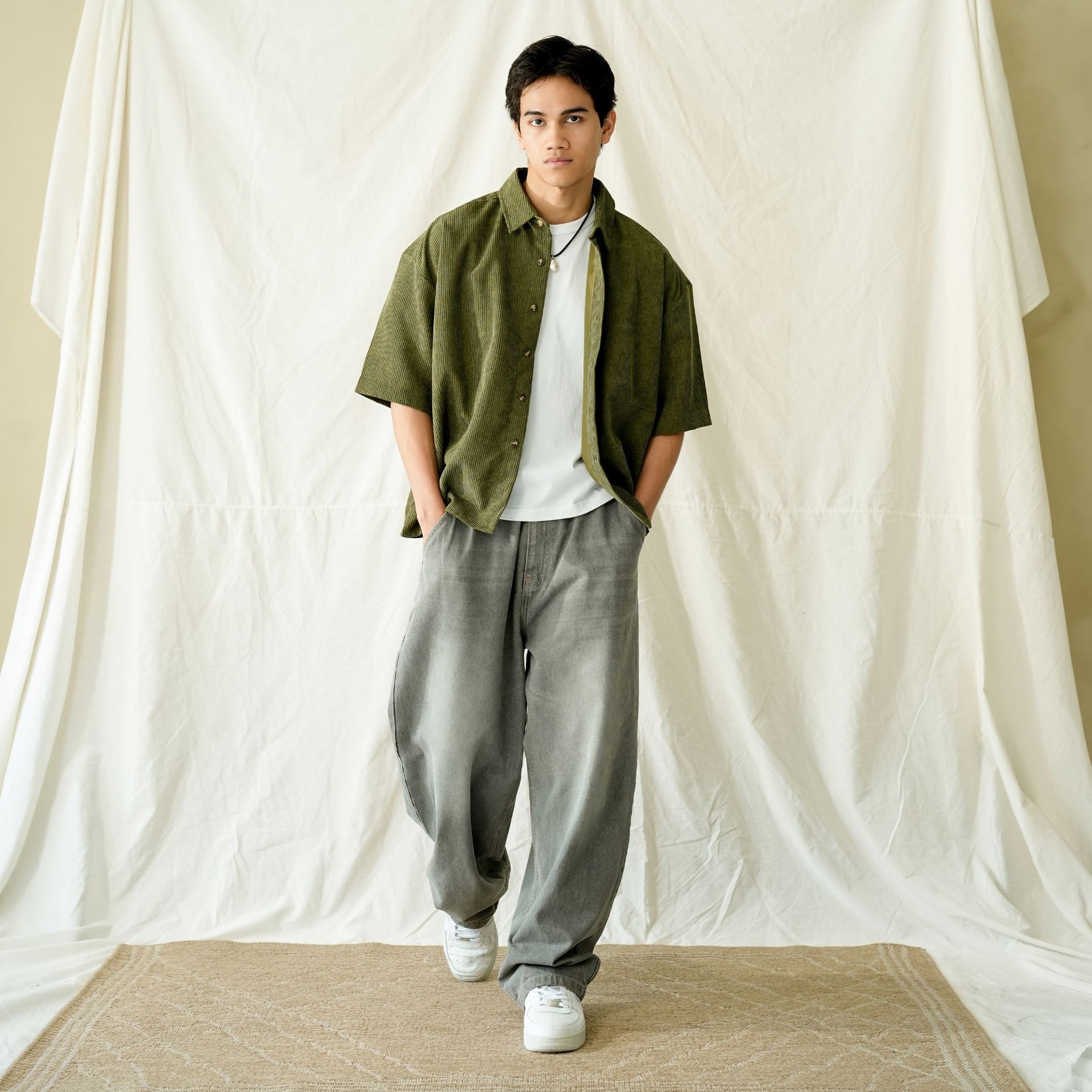 Boxy Oversize Corduroy Shirt Olive Green