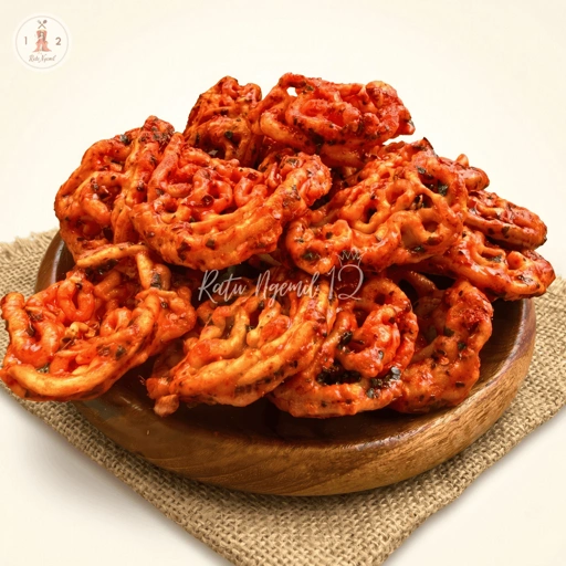 Image of Krupuk Mie Kuning Bantat Daun Jeruk - Pedas Manis