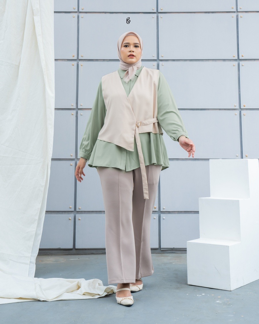 Zea Vest - Cream | Vest Bibigsize Jumbo