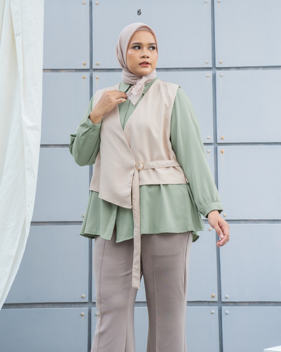 Zea Vest - Cream | Vest Bibigsize Jumbo