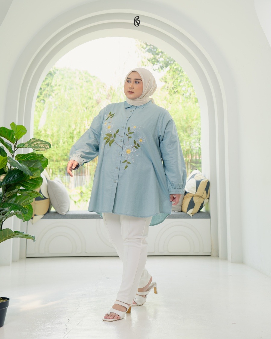 Amira Blouse - Salted Egg | Atasan Blouse Big Size Jumbo
