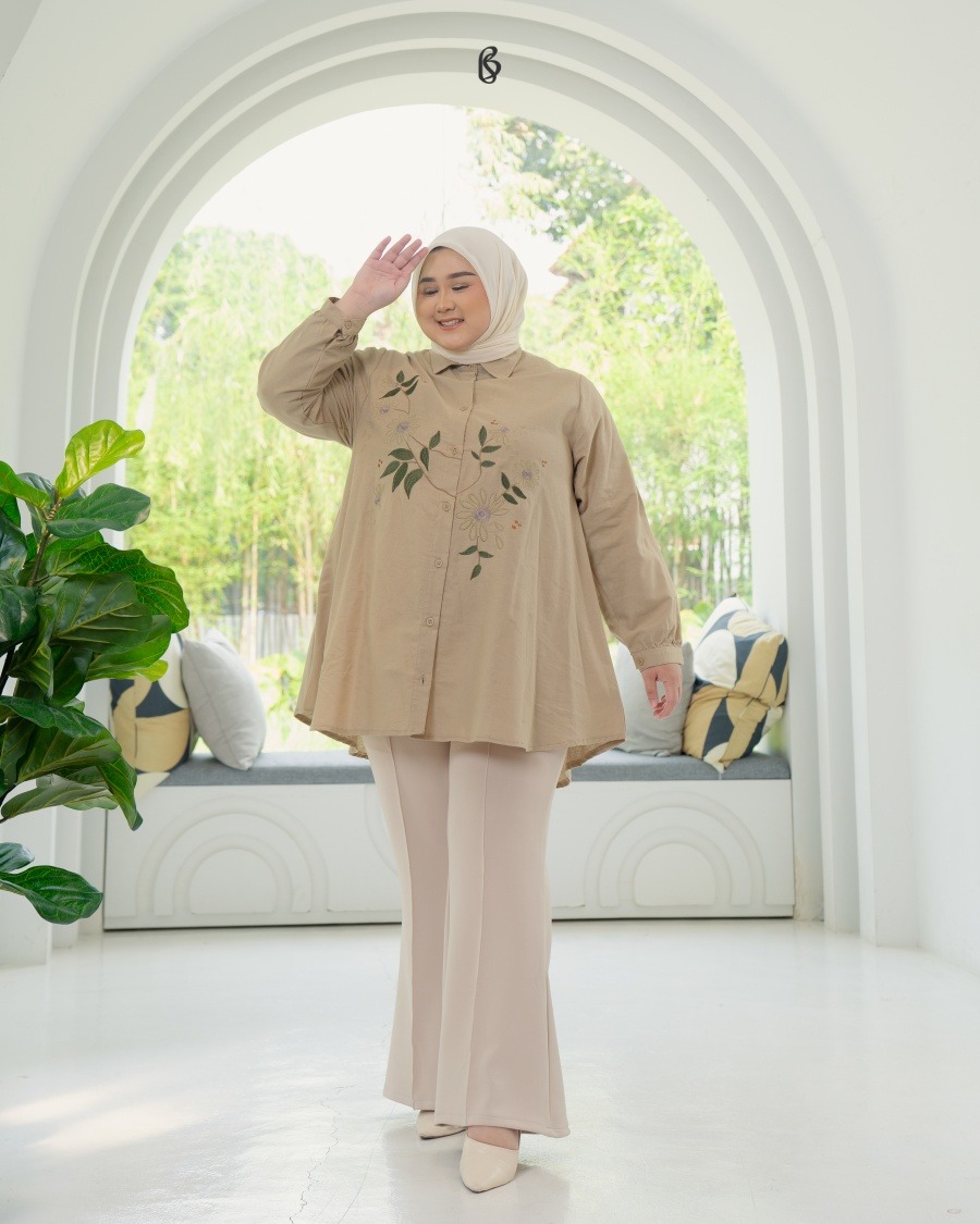 Amira Blouse - Sand | Atasan Blouse Big Size Jumbo